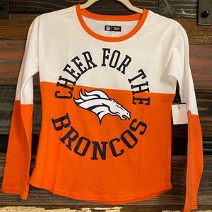 Licensed NFL Broncos tshirt